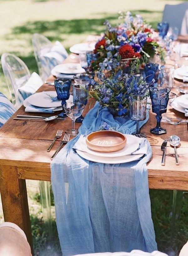 indigo and burgundy wedding table ideas