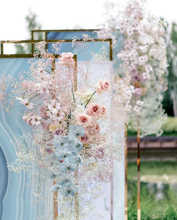 light blue and blush pink wedding decoration