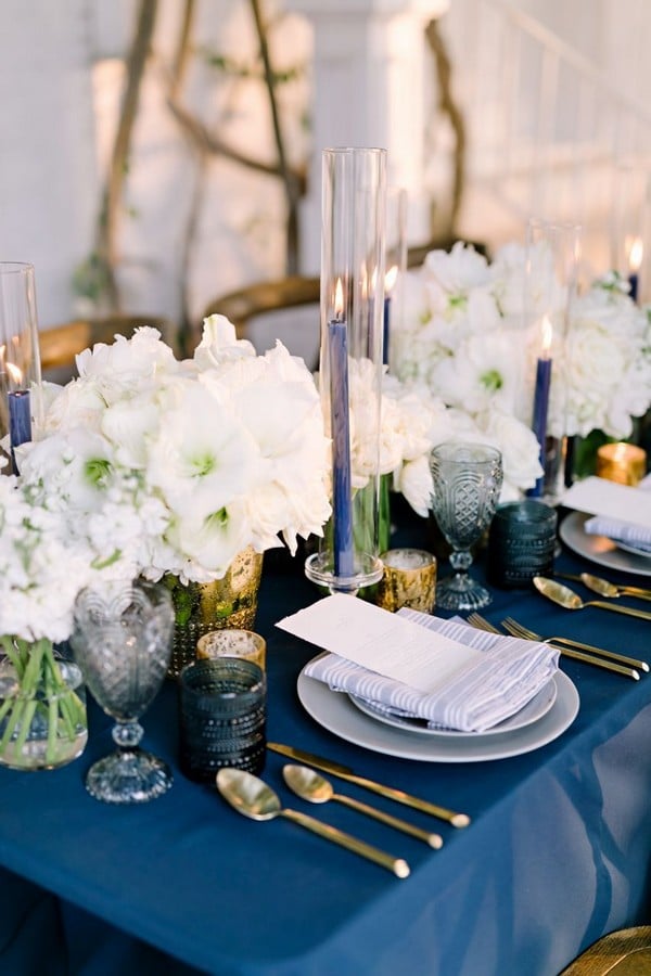 Elegance Classic Blue Wedding Tablescape