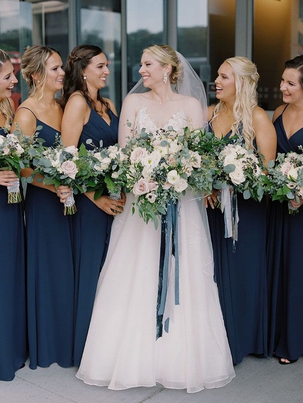 Midnight Blue and Organic Flowers for Classic Blue Wedding