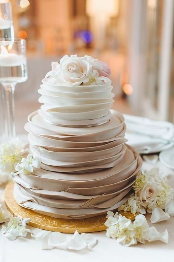 neutral wedding cake