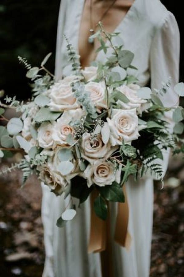 Chic simple white and greenery wedding bouquet 12 Colors for Wedding