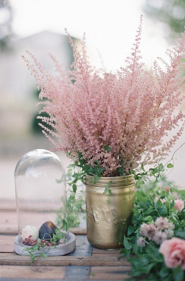 dusty rose wedding color inspired centerpiece ideas