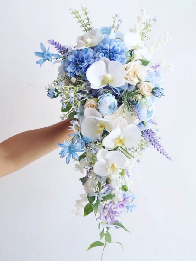 Blue wedding bouquets and flowers 12