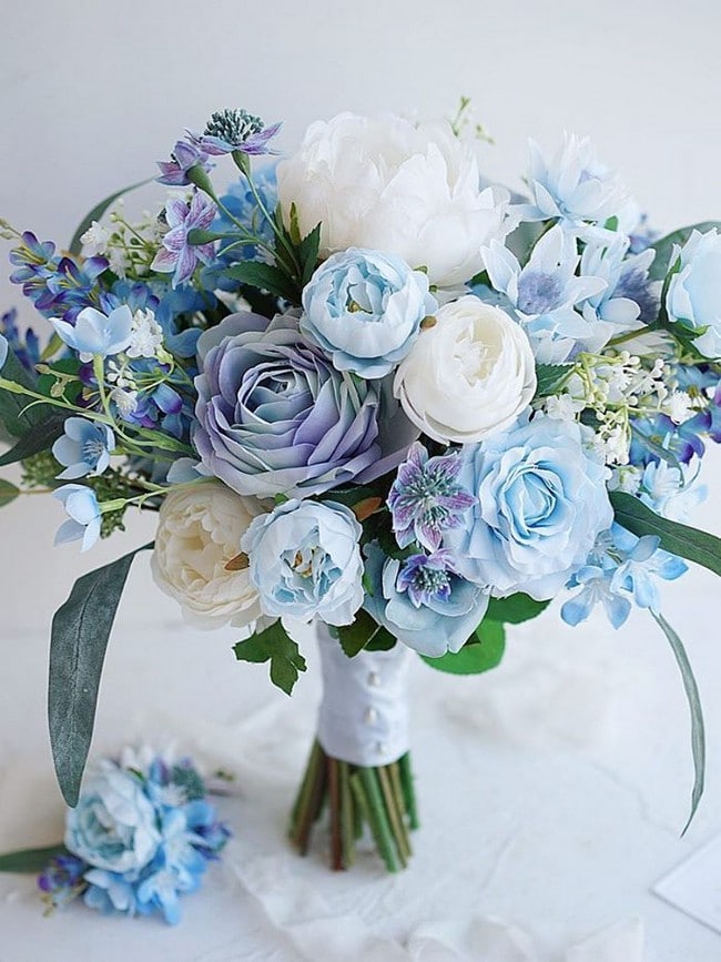 Blue wedding bouquets and flowers 13