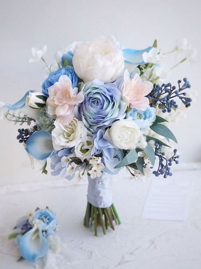 Blue wedding bouquets and flowers 15