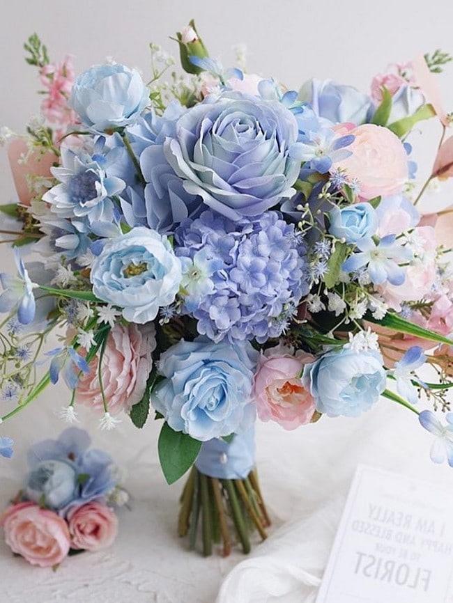 Blue wedding bouquets and flowers 17