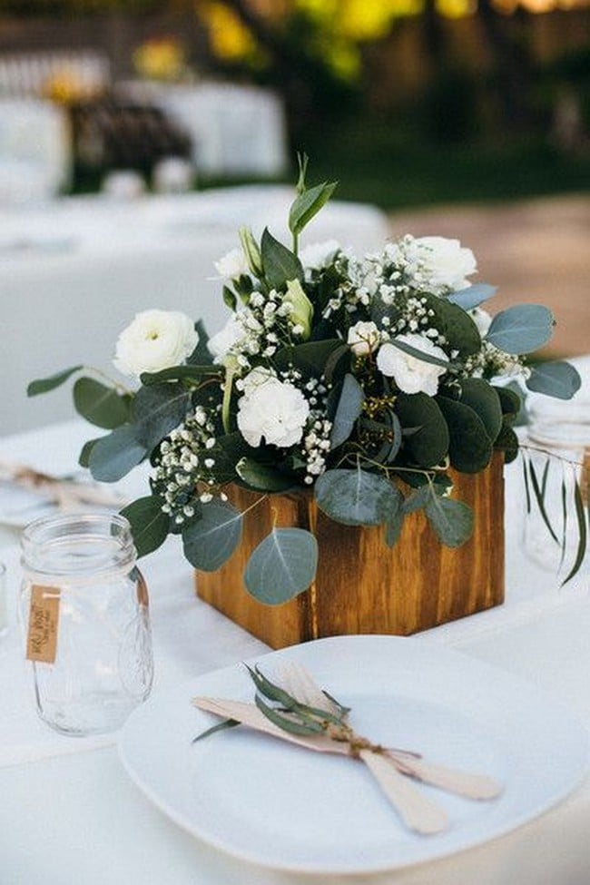 Simple chic greenery wedding centerpieces 2