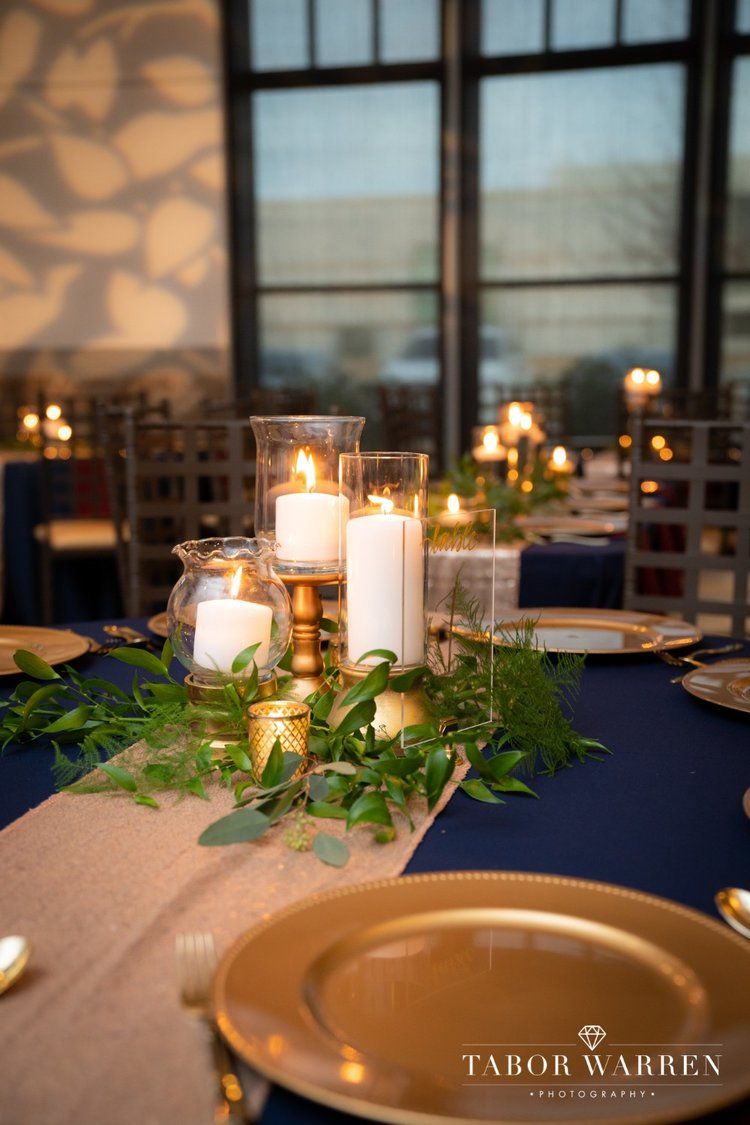navy and gold wedding table decor