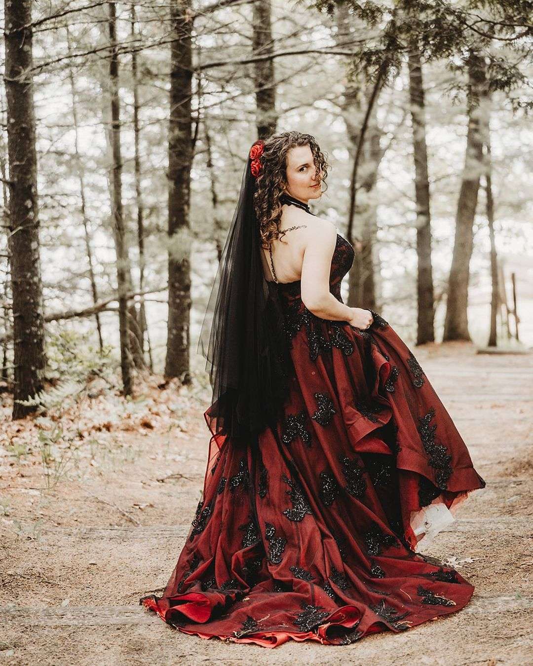 halter deep red wedding dress with black glitter lace via bridesandtailor-2